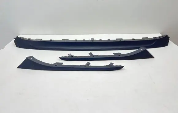 BMW 8 G15 Front bumper lip 8080000 51118080000 8080001
