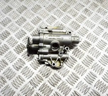 Audi A3 S3 8V Oil pump 04E115151A 04E115109E