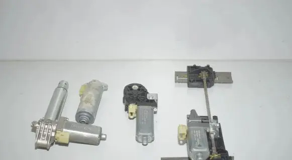 BMW 7 E65 E66 Seat adjustment motor 8320446 1214001 8316668