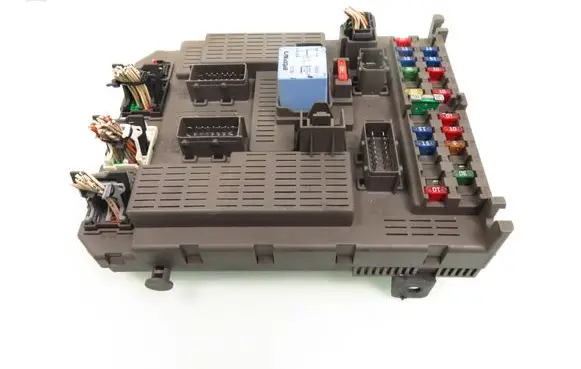 Citroen C5 Central body control module 9645030080