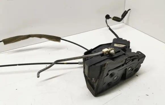 Mazda 3 I Front door lock 3N6AA21812D