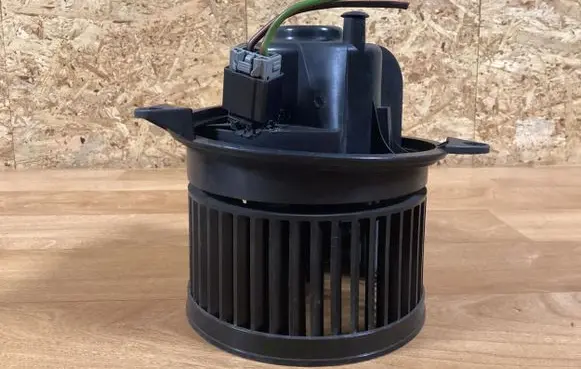 Ford Mondeo Mk III Heater fan/blower XS4H18456AC