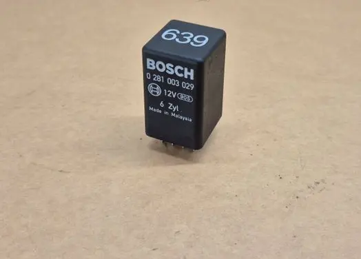 Audi A6 S6 C6 4F Glow plug pre-heat relay 4E0907282A