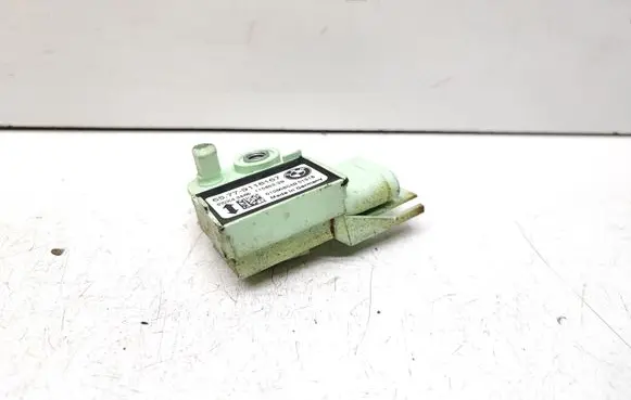 BMW 5 E60 E61 Airbag deployment crash/impact sensor 9118167 65779118167