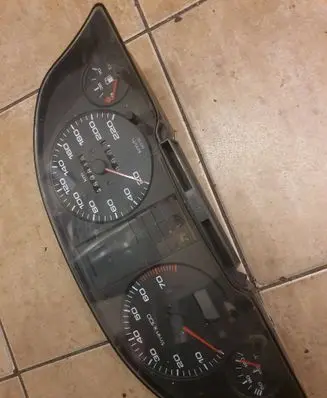 Audi 80 90 B3 Speedometer (instrument cluster) 893919033A 110008361002