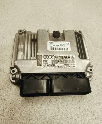Audi A5 8T 8F Engine control unit/module 03L906018JJ 03L906018JL 81018346