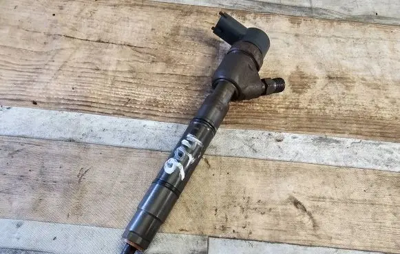 KIA Cerato Fuel injector 0445110256