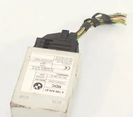 BMW 5 GT F07 Tire pressure control unit 6790839 1000009032 053100100605
