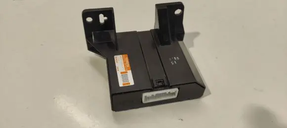 Toyota Corolla Verso AR10 Air conditioning/heating control unit 886500F030 MB1773007471