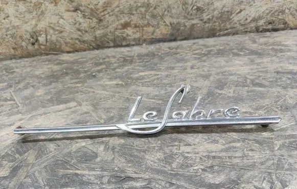 Buick LeSabre Fender model badge letters KB22807 4493790