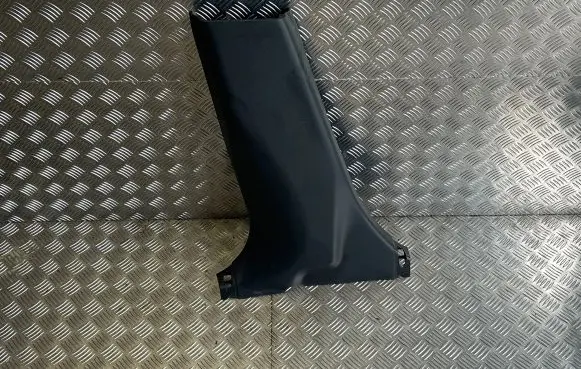 (B) pillar trim (bottom)