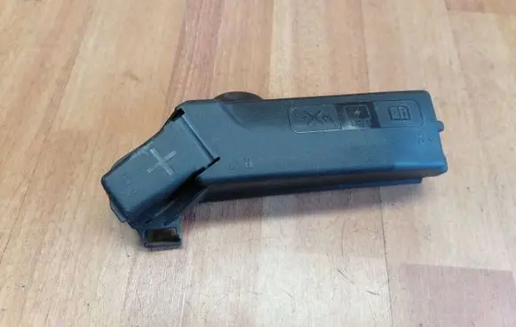Fuse box cover