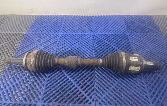 Lexus CT 200H Front driveshaft 16040116052