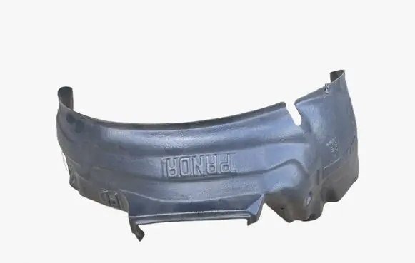 Front wheel arch liner splash guards
