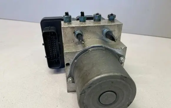 BMW 5 F10 F11 ABS Pump 34516865864 6865864 34526865866