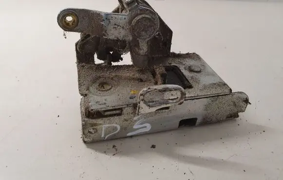 Iveco Daily 3rd gen Sliding door lock 