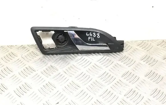 Skoda Octavia Mk2 (1Z) Front door interior handle 1Z0035411B 1Z0839248 UJ66