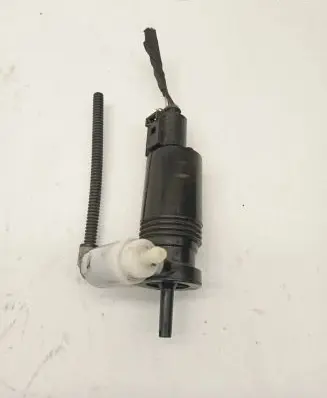 Mercedes-Benz GLE AMG (W166 - C292) Windscreen/windshield washer pump 1006671
