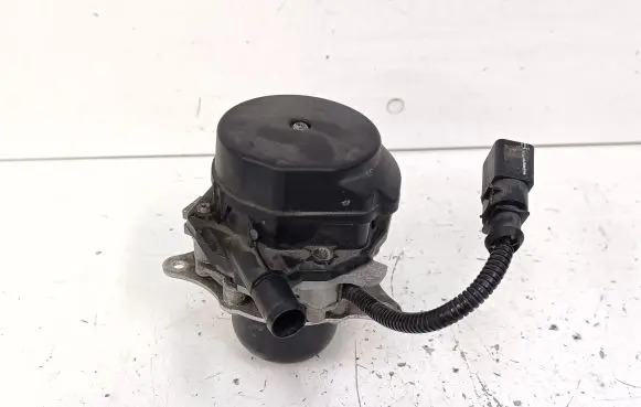 Porsche Macan (95B) Secondary air pump 95B959253 9A160510472