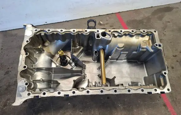 Volvo V60 Oil sump 31359988 31372068