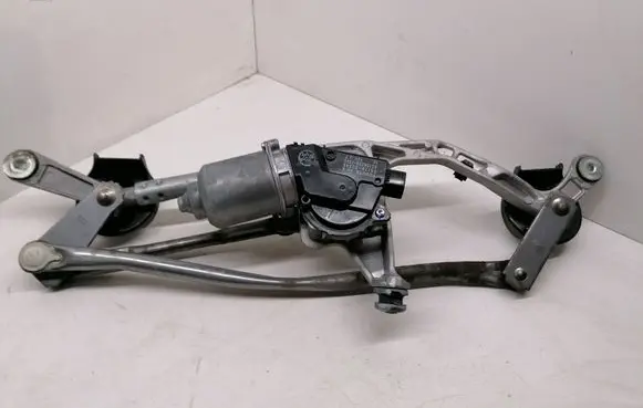 Toyota Auris E180 Front wiper linkage and motor AE1593003562 8511002340