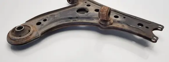 Volkswagen Polo III 6N 6N2 6NF Front lower control arm/wishbone