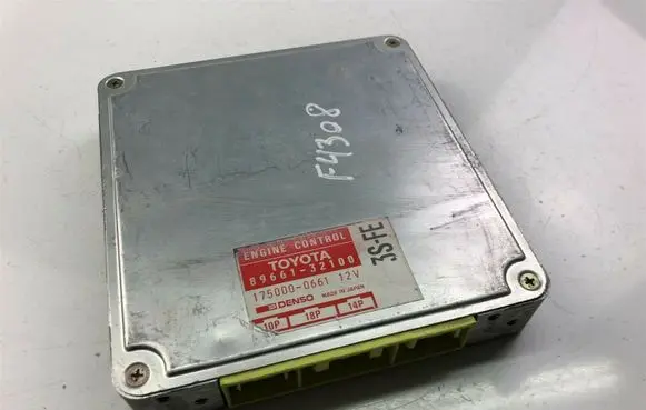 Toyota Camry Other control units/modules 8966132100 F4307