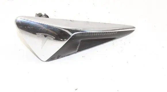 Tesla Model S Side fender camera 164201000A
