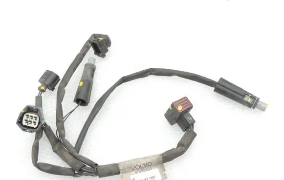 Volvo XC90 Headlight/headlamp wiring loom/harness 30678833 8659897