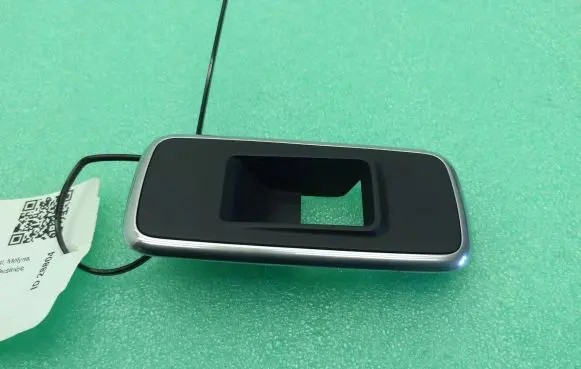 Jaguar F-Pace Front door window switch trim GX6323878C
