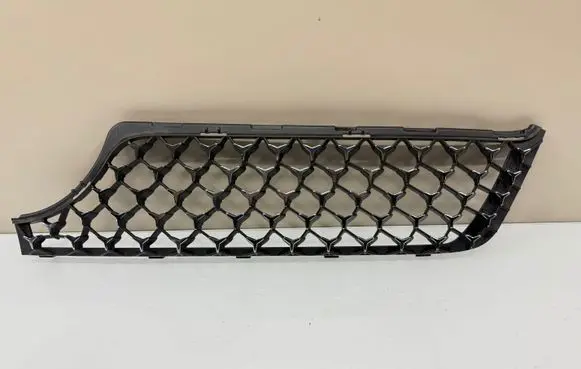 Mercedes-Benz GLE W167 Front bumper upper radiator grill A678883301
