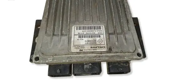 Renault Kangoo I Engine control unit/module 8200331477 R0410C078A 8200309910