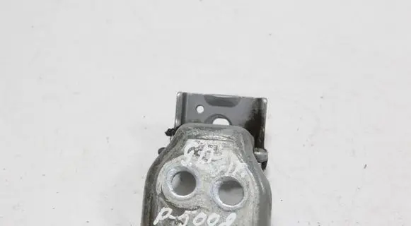 Peugeot 5008 Rear door upper hinge