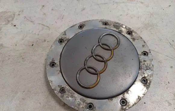Audi A6 S6 C5 4B Original wheel cap 4B0601165C