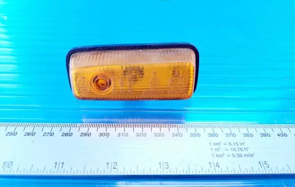Volvo S70 V70 V70 XC Front fender indicator light 32789R6 37789