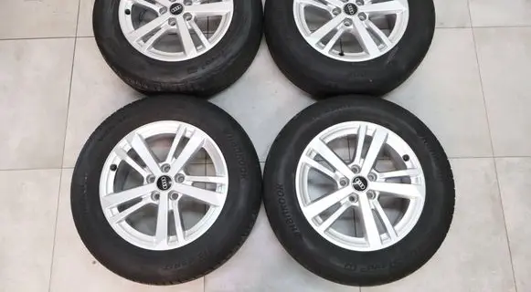 Audi Q3 F3 R17 alloy rim 