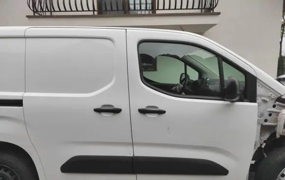Citroen Berlingo Front door CITROENBERLINGOIV TWOJEAUTOWYSZKOW EWP