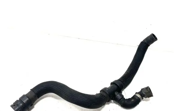 Volvo XC60 Engine coolant pipe/hose 31338497