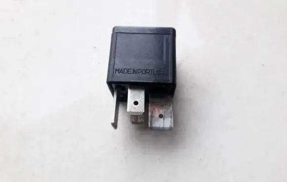 Volvo S60 Other relay 9441158 V23134-J52-X346