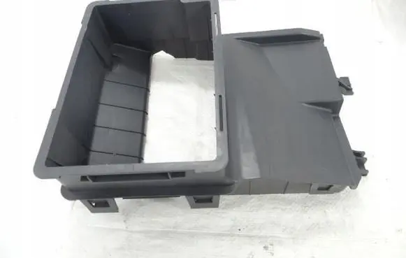 Renault Clio IV Intercooler air guide/duct channel 215580321R