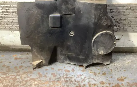 BMW 3 E30 Headlight/headlamp dust cover 19161939 5171