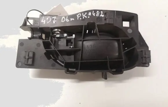 Peugeot 407 Front door interior handle 10018 7386