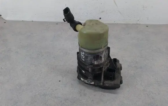 Volvo V60 Power steering pump 31360493