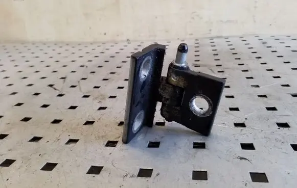 Volvo XC70 Front door upper hinge