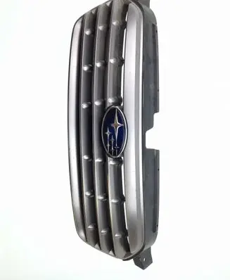 Subaru Outback Front bumper upper radiator grill 91121AG160
