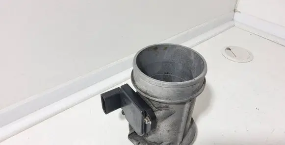 Audi A4 S4 B6 8E 8H Mass air flow meter 059906461D AFH7025C