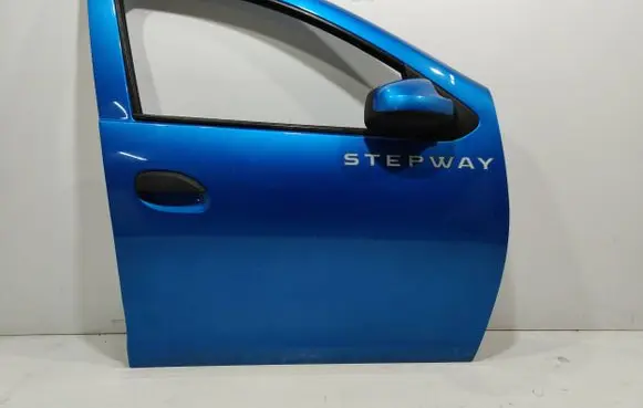 Renault Sandero II Front door