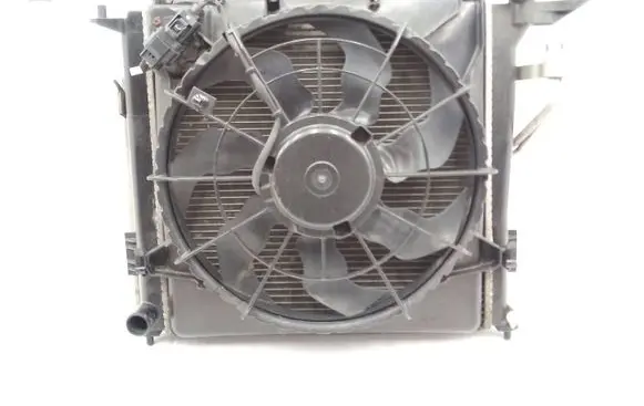 KIA Ceed Radiator set SA22B594