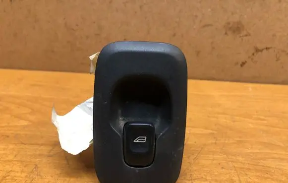Volvo XC90 Electric window control switch 8685288 8650072 19206