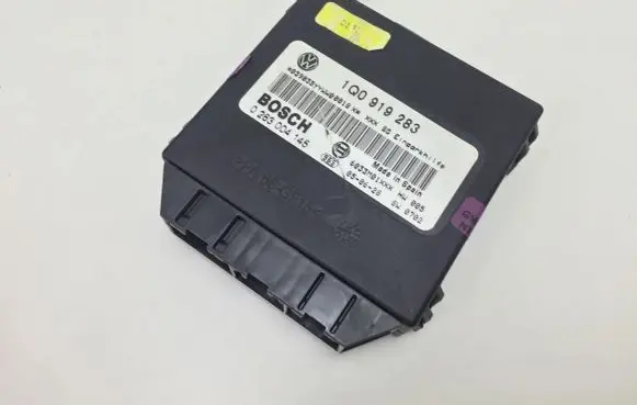 Volkswagen Eos Parking PDC control unit/module 1Q0919283